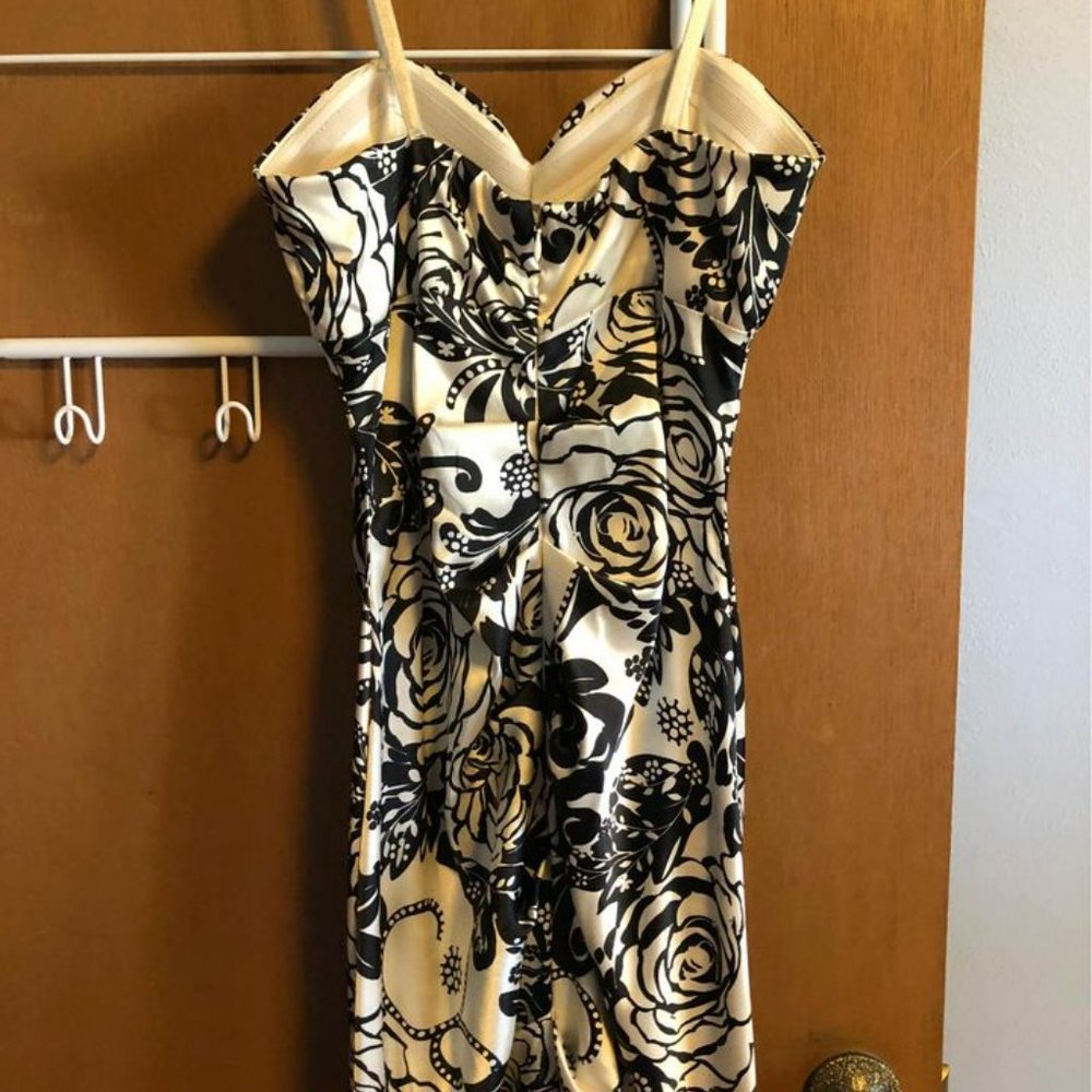 PROM DRESS - Picture 5 of 5